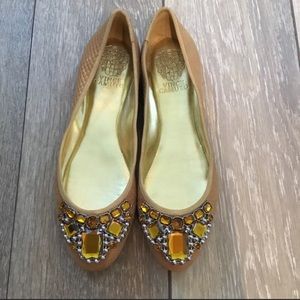 VINCE CAMUTO ❗️TAN Crystal Snake skin  Flats